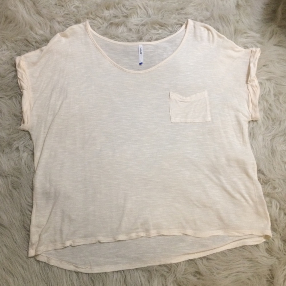 Short T-shirt Cream color